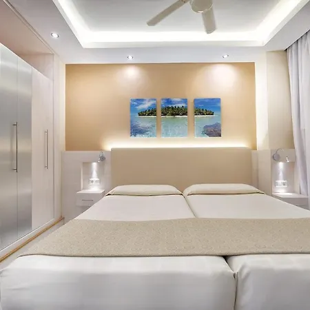 Otel Bull Eugenia Victoria & 3*
